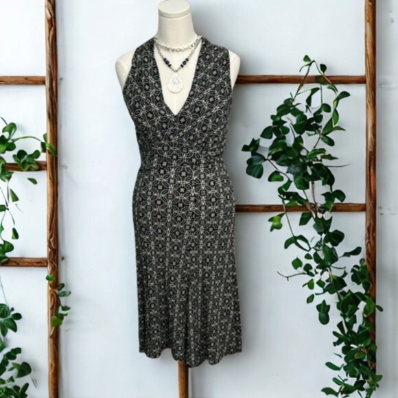 Karen Kane Dresses & Skirts - Karen Kane Black and White Halter  Dress